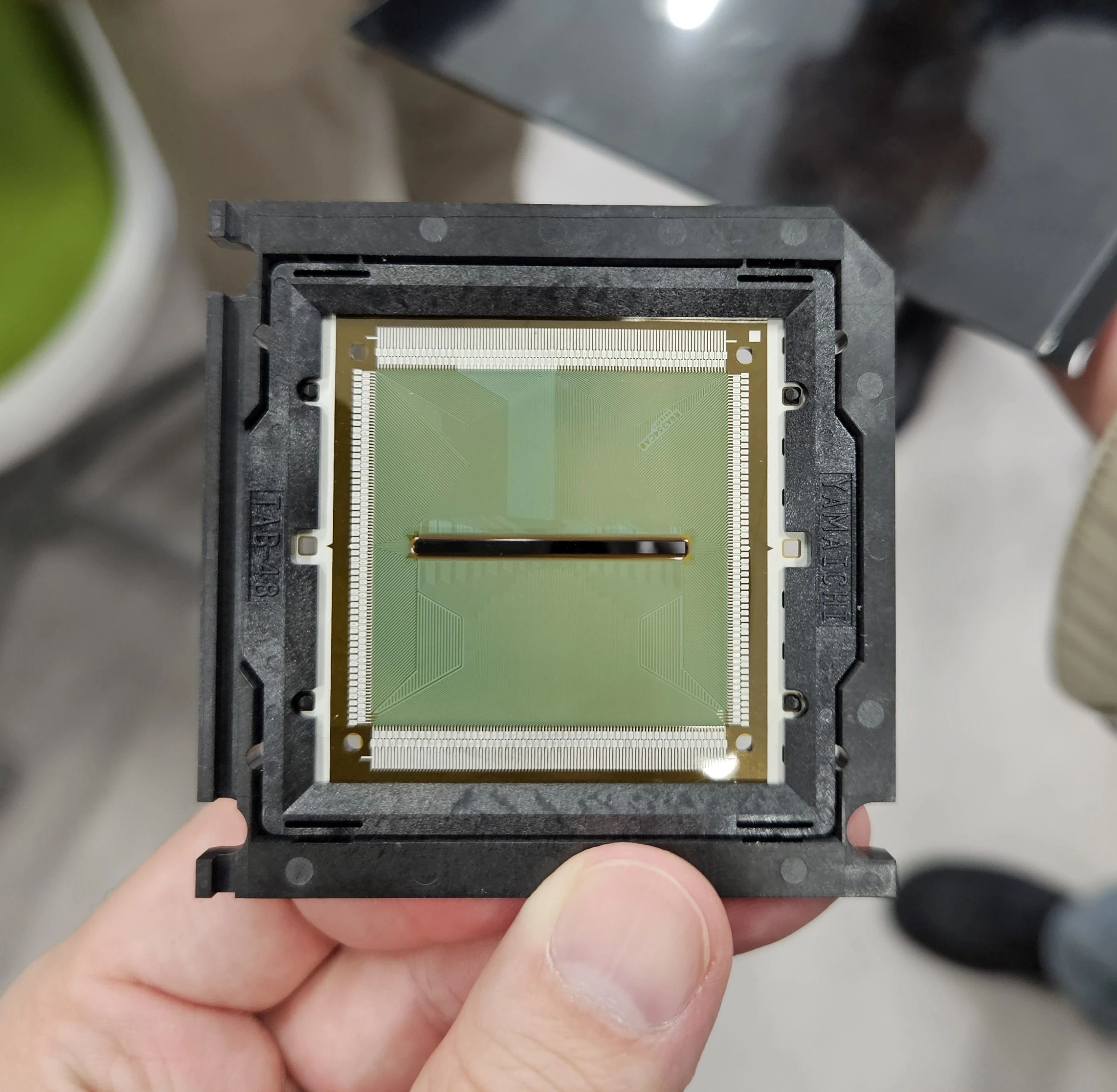 gt国际娱乐智控：车载DDIC批量交付，开启收获第一步